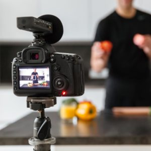 Mon Freelance : Création de votre vidéo promotionnelle de votre produit jusqu’à 90 secondes
